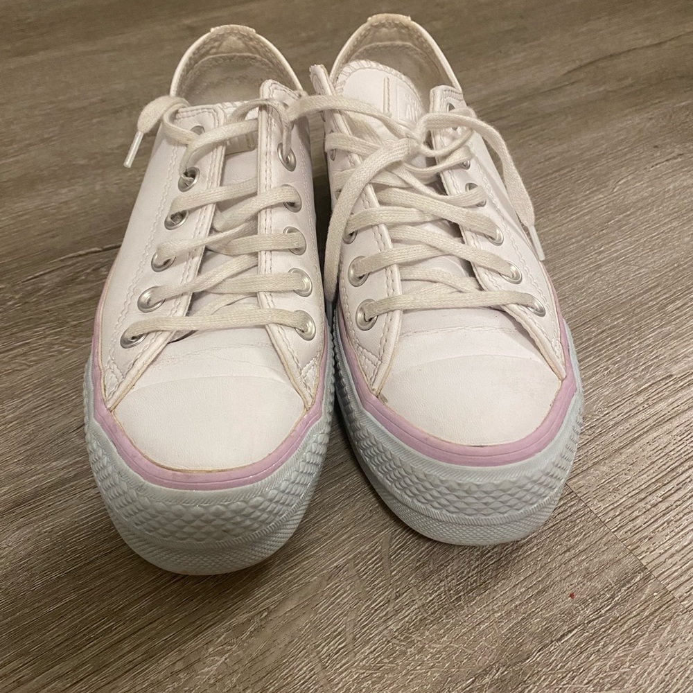 White colorful converse - Picture 2 of 3